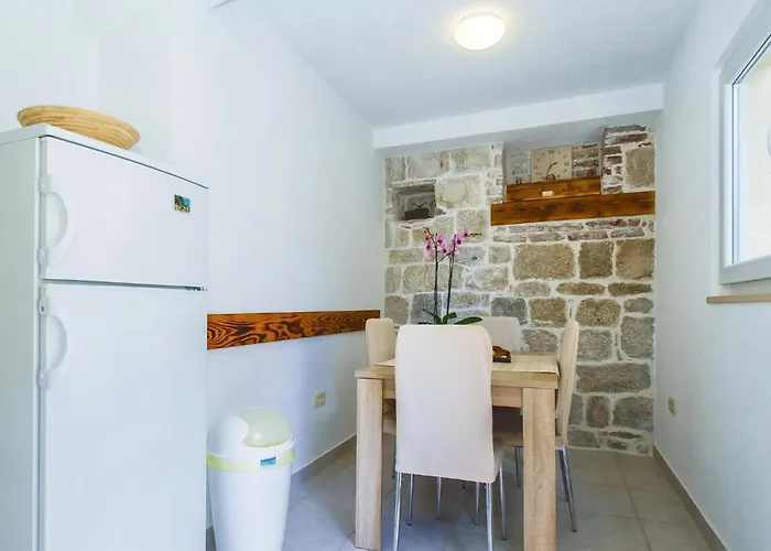 Amazing In With Wifi Casa de Férias Omiš